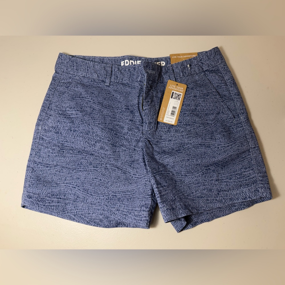 NWT Eddie Bauer women’s Textured Blue Shorts size 6